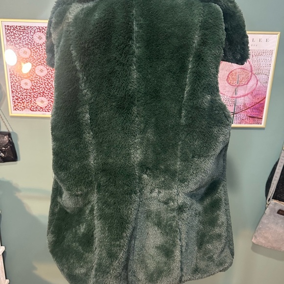 Marc New York Dark Green Cozy Vest Size M ❤️‍🔥 - Picture 3 of 4